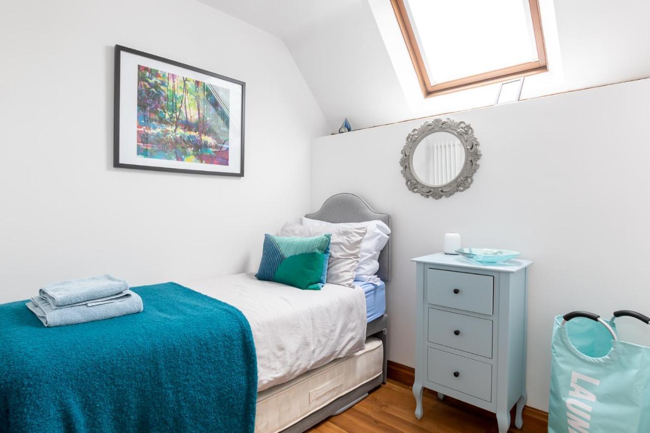 Granary Cottage - Luxury Barn Conversion Weston Subedge Экстерьер фото