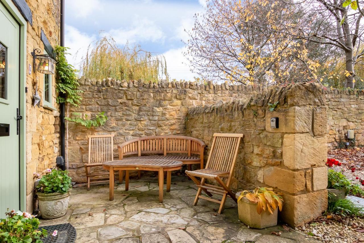 Granary Cottage - Luxury Barn Conversion Weston Subedge Экстерьер фото